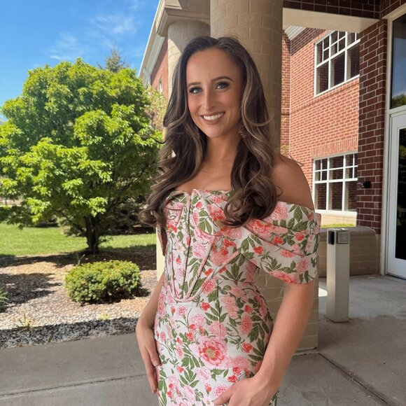 Meet your Posher, Kayla - Picture 12 of 16